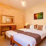 Vakantiehuis Naduri *